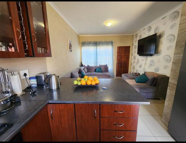 3 BEDROOM PROPERTY TO RENT IN WITPOORTJIE